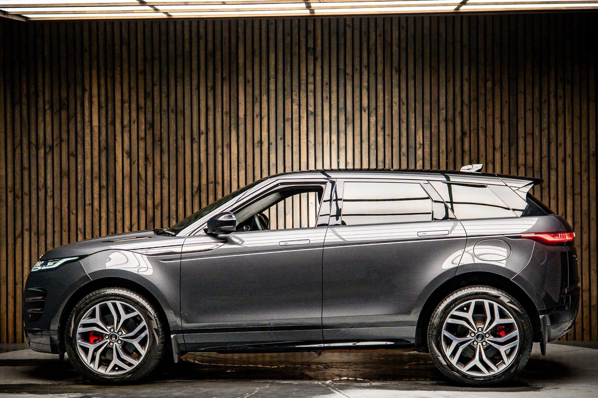 LAND ROVER RANGE ROVER EVOQUE HATCHBACK 1.5 P300e Autobiography 5dr Auto for sale UK - Slide 7