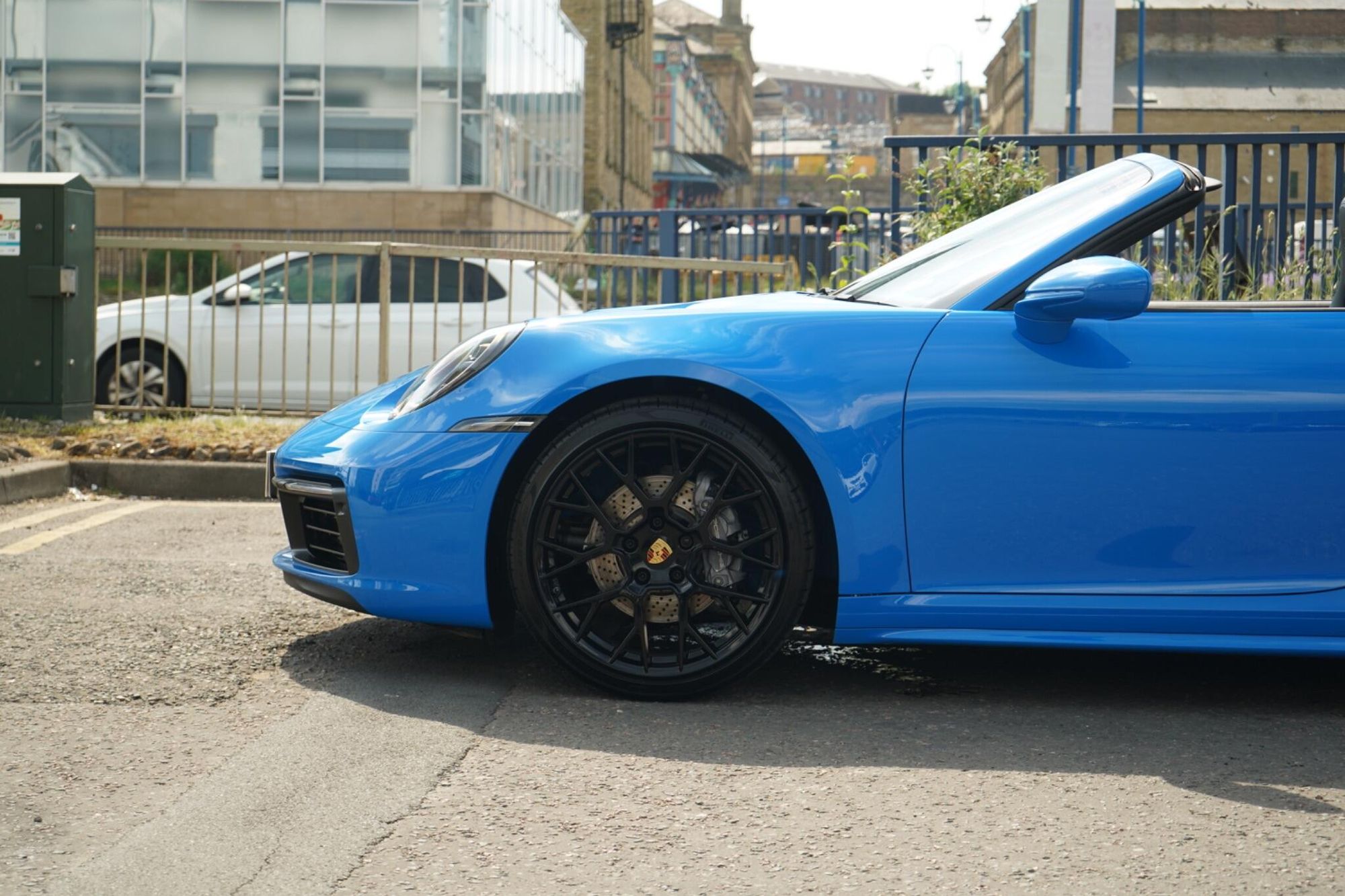 PORSCHE 911 [992] CARRERA CABRIOLET S 2dr PDK for sale UK - Slide 9