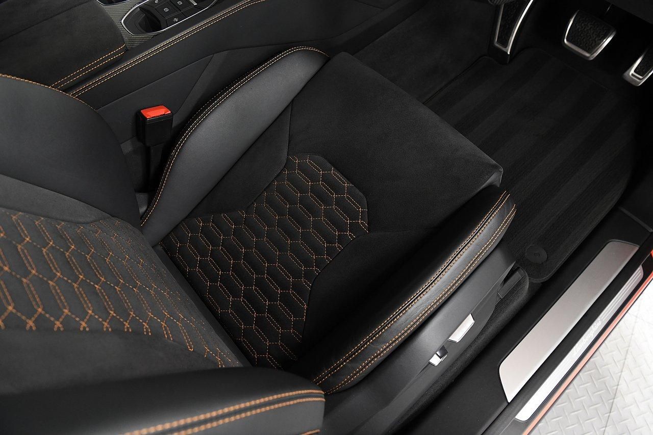 LAMBORGHINI URUS ESTATE 4.0T FSI V8 S 5dr Auto for sale UK - Slide 10