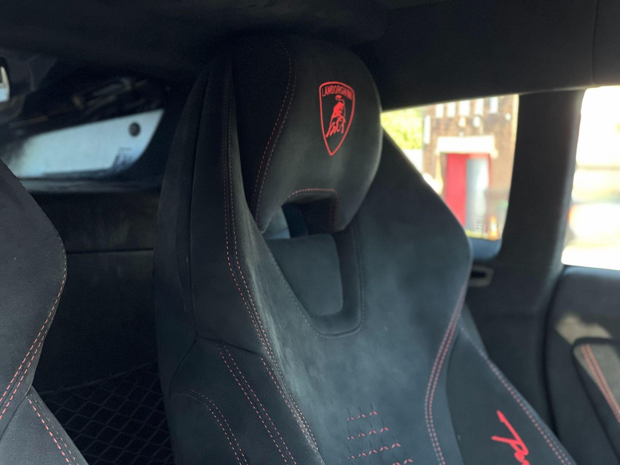 LAMBORGHINI HURACAN COUPE LP 640-4 Performante 2dr LDF for sale UK - Slide 3