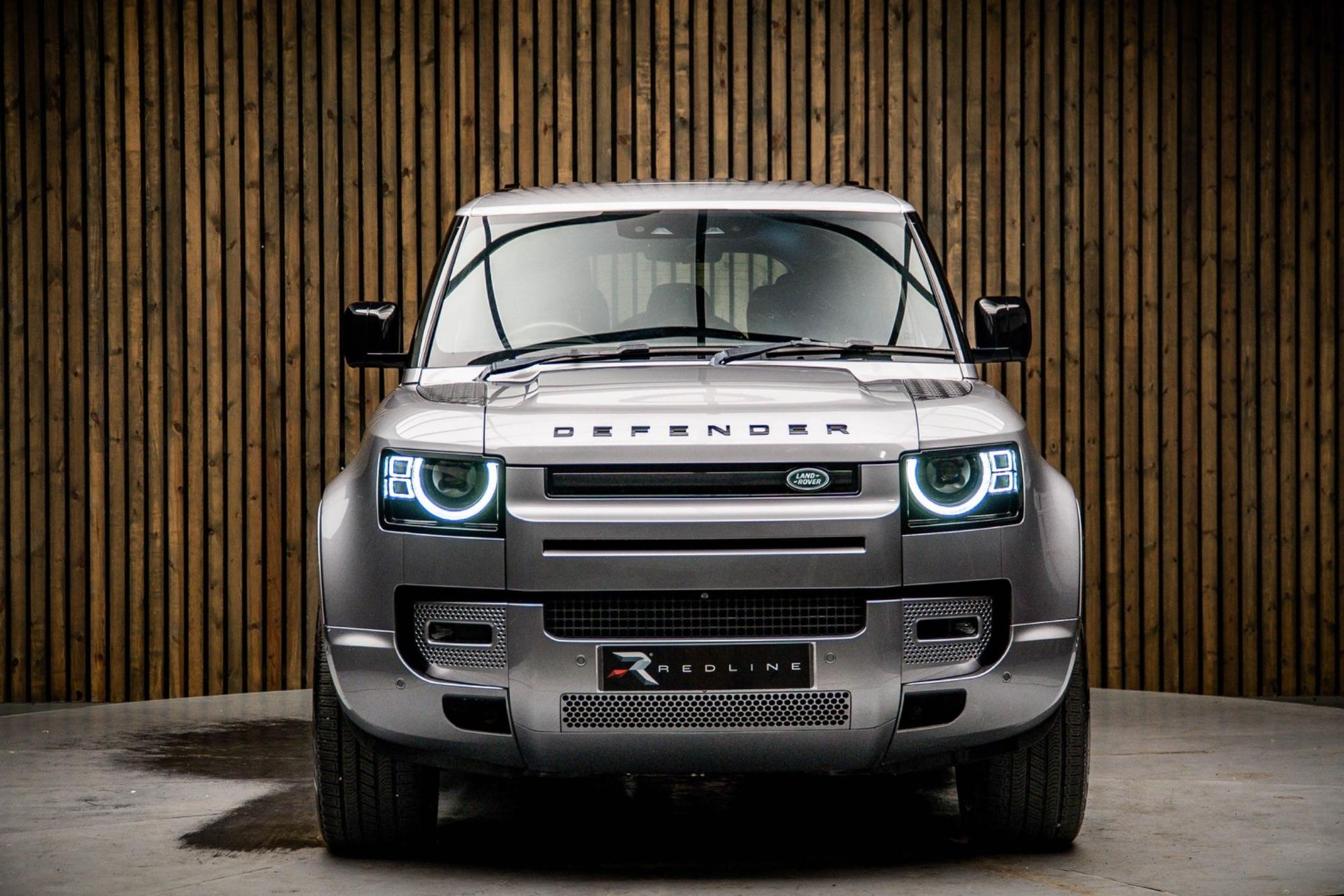 LAND ROVER DEFENDER 110 DIESEL 3.0 D250 Hard Top SE Auto for sale UK - Slide 5