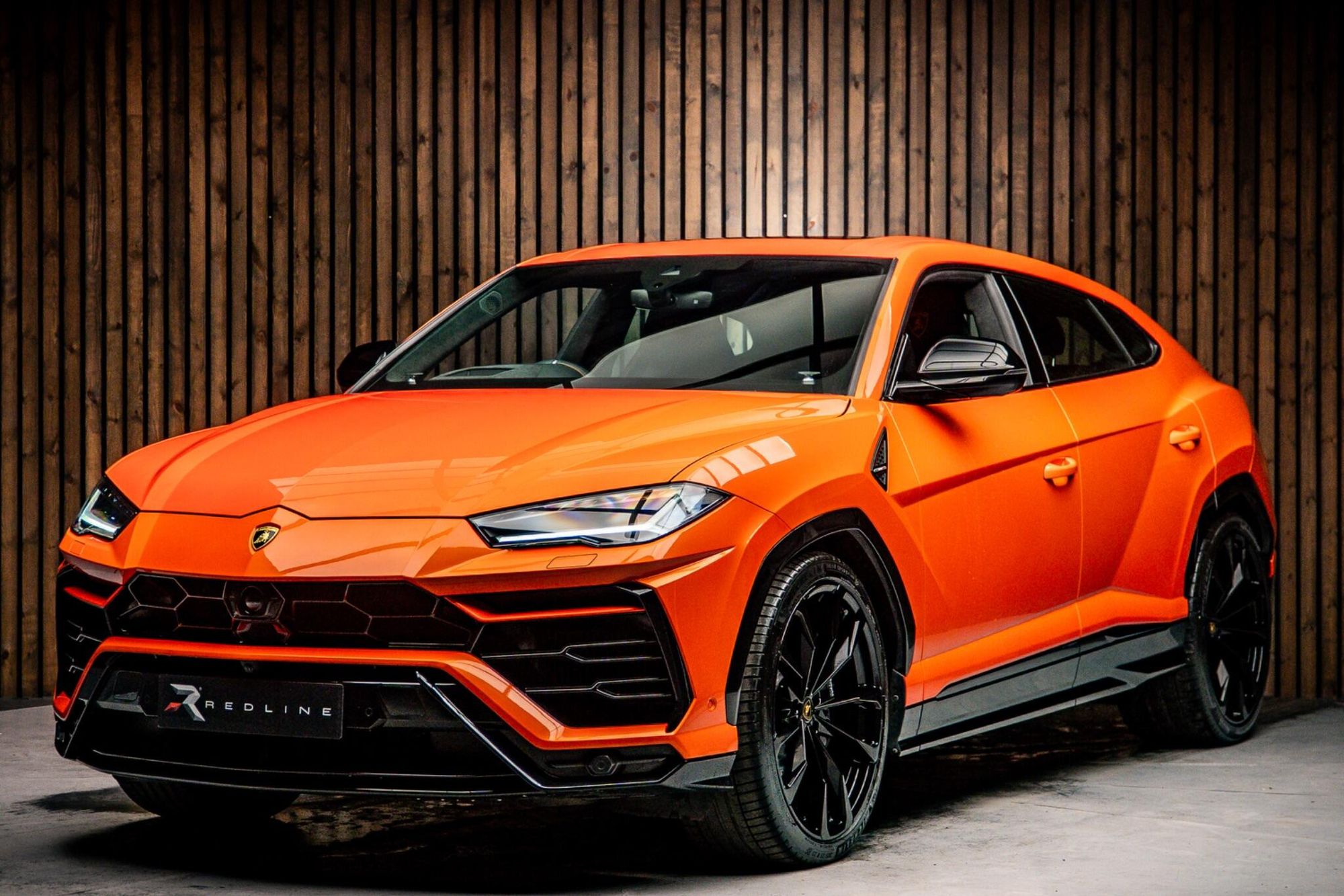 LAMBORGHINI URUS ESTATE 4.0T FSI V8 5dr Auto for sale UK - Slide 8
