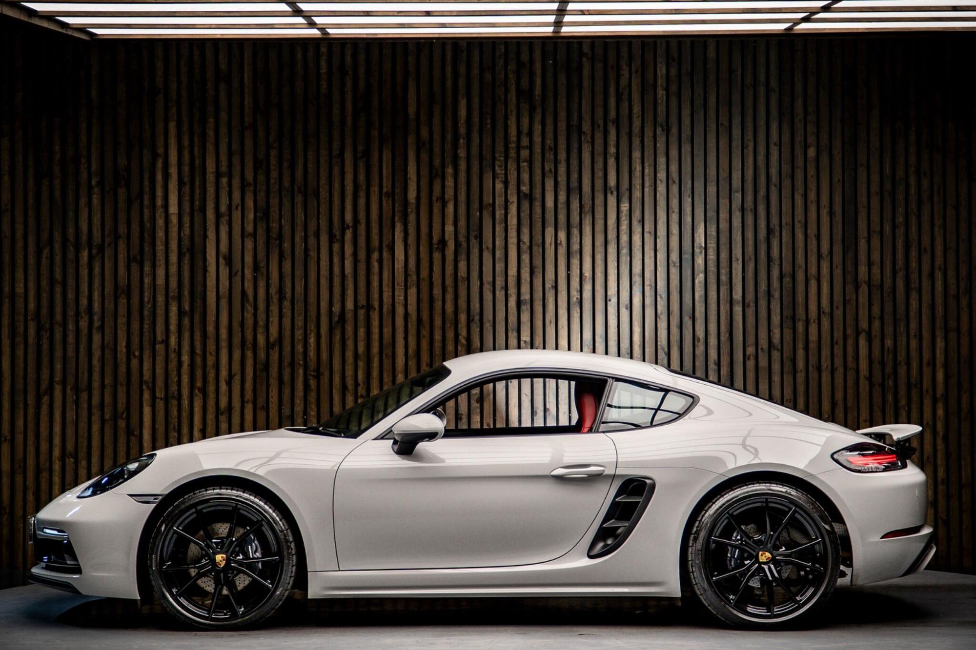 PORSCHE CAYMAN 718 COUPE 2.0 2dr PDK for sale UK - Slide 7