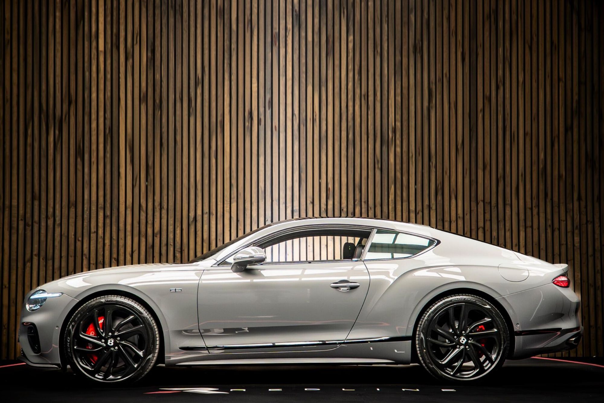 BENTLEY CONTINENTAL GT COUPE 4.0 V8 Hybrid Speed 2dr Auto for sale UK - Slide 7