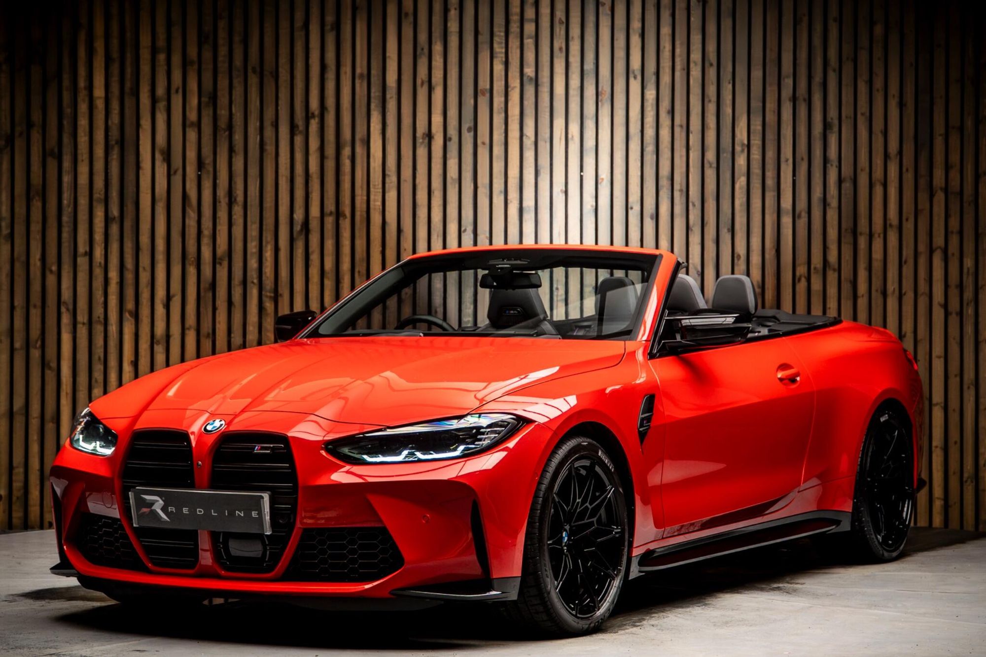 BMW M4 CONVERTIBLE M4 xDrive Competition M 2dr Step Auto for sale UK - Slide 9