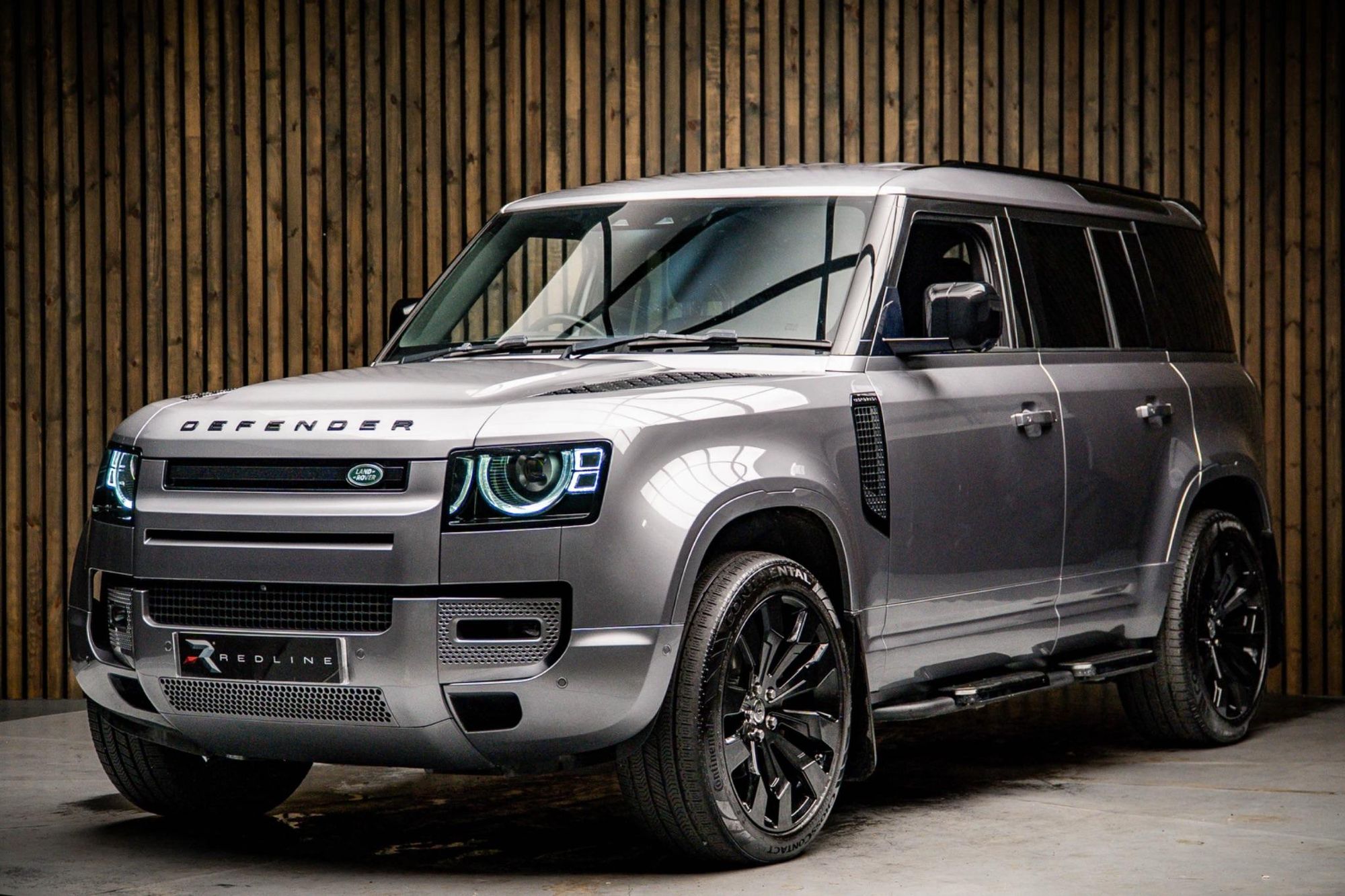 LAND ROVER DEFENDER 110 DIESEL 3.0 D250 Hard Top SE Auto for sale UK - Slide 8