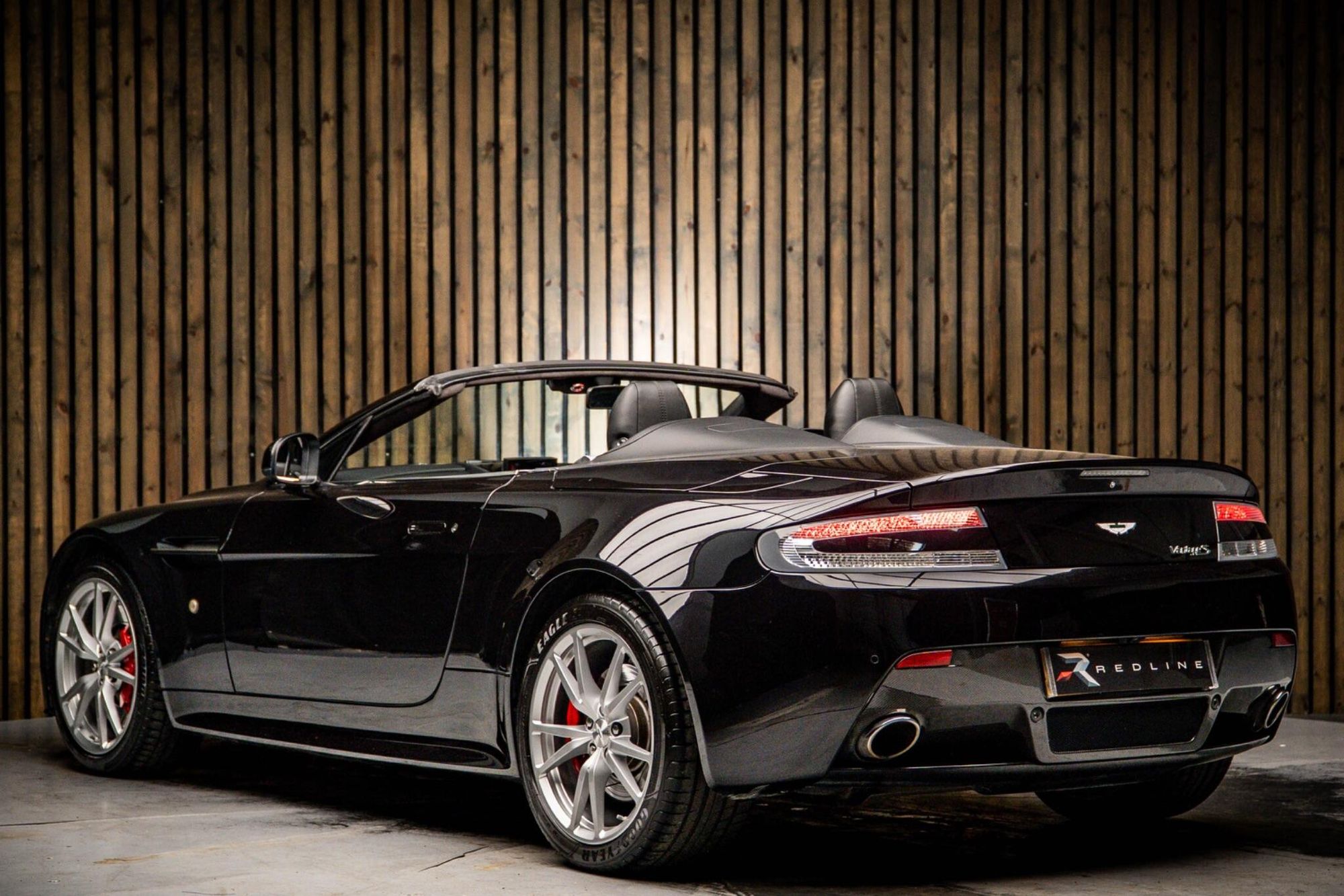 ASTON MARTIN VANTAGE V8 ROADSTER S 2dr Sportshift for sale UK - Slide 3
