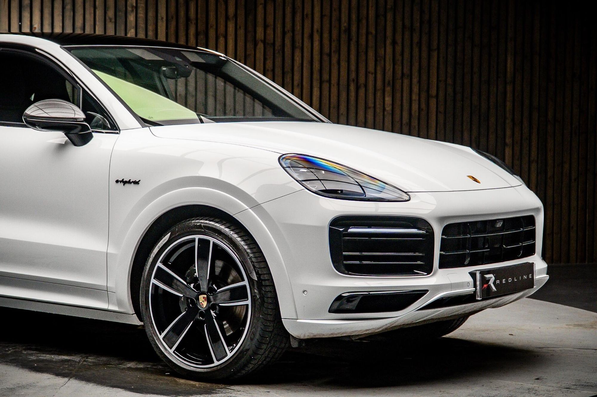PORSCHE CAYENNE COUPE SPECIAL EDITIONS E-Hybrid Platinum Edition 5dr Tiptronic S for sale UK - Slide 10