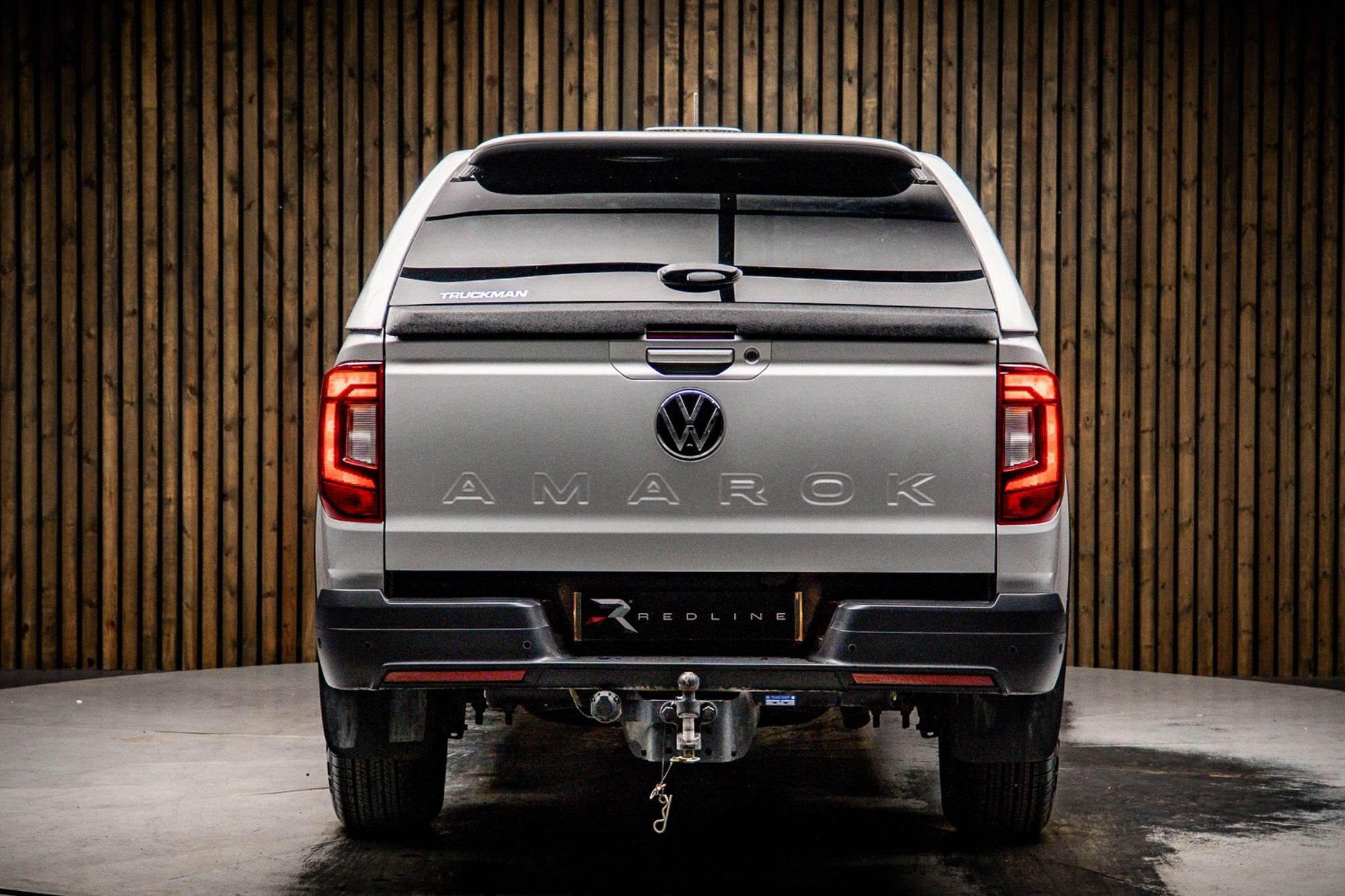 VOLKSWAGEN AMAROK DIESEL D/Cab Pick Up Life 2.0 TDI 205 4MOTION Auto for sale UK - Slide 6
