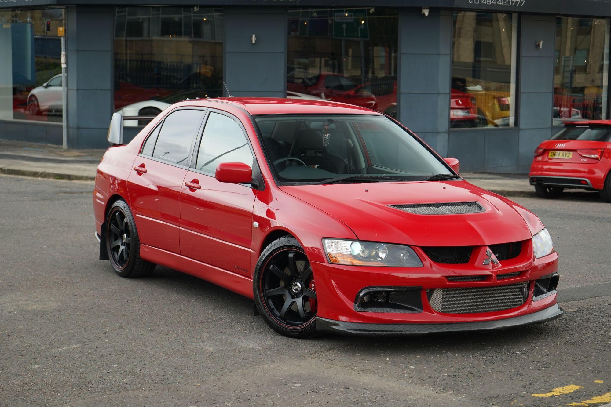 MITSUBISHI LANCER EVOLUTION VIII SALOON 2.0 MR FQ-320 4dr for sale UK - Slide 5