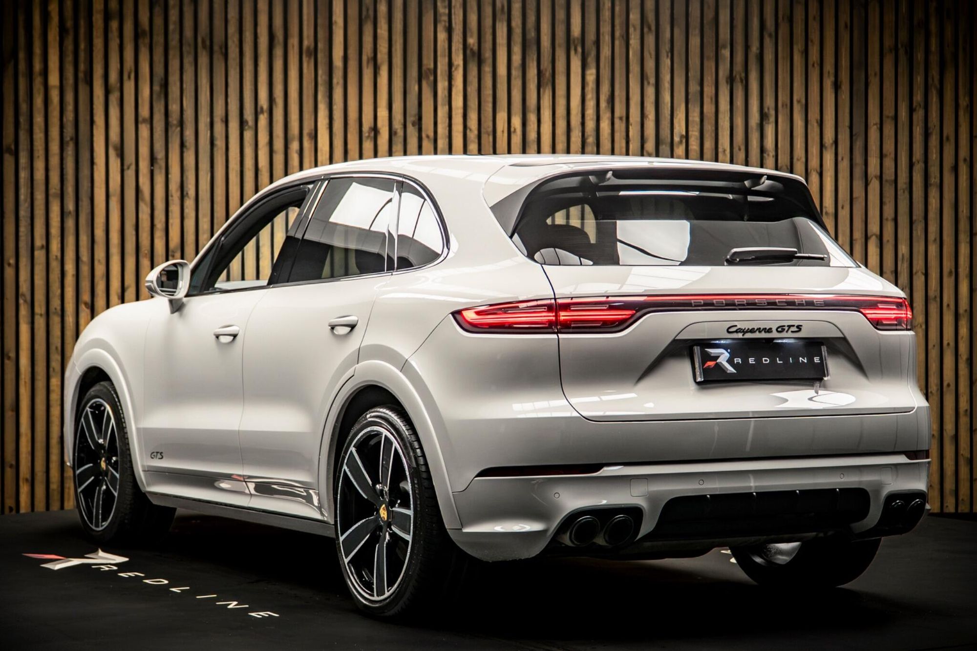 PORSCHE CAYENNE ESTATE GTS 5dr Tiptronic S for sale UK - Slide 3