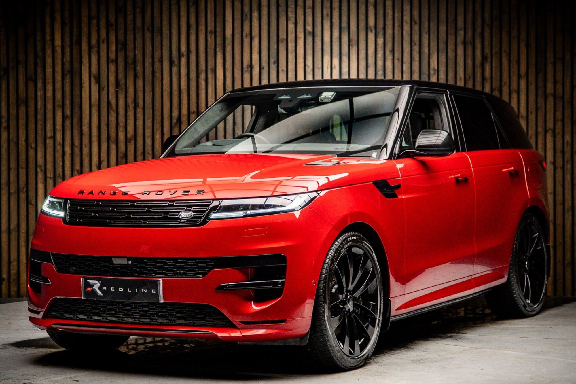 LAND ROVER RANGE ROVER SPORT ESTATE 3.0 P510e First Edition 5dr Auto for sale UK - Slide 8