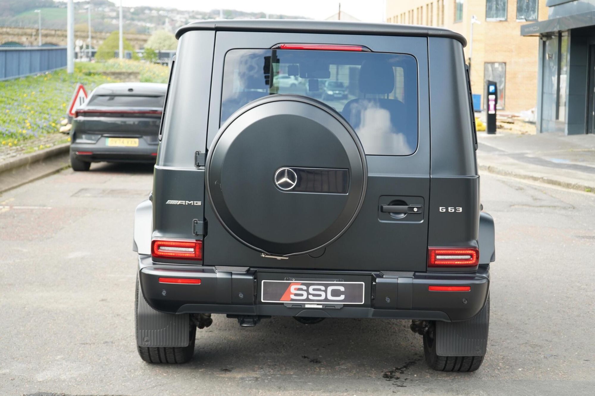 MERCEDES-BENZ G CLASS AMG STATION WAGON SPECIAL EDITIONS G63 Magno Edition 5dr 9G-Tronic for sale UK - Slide 10