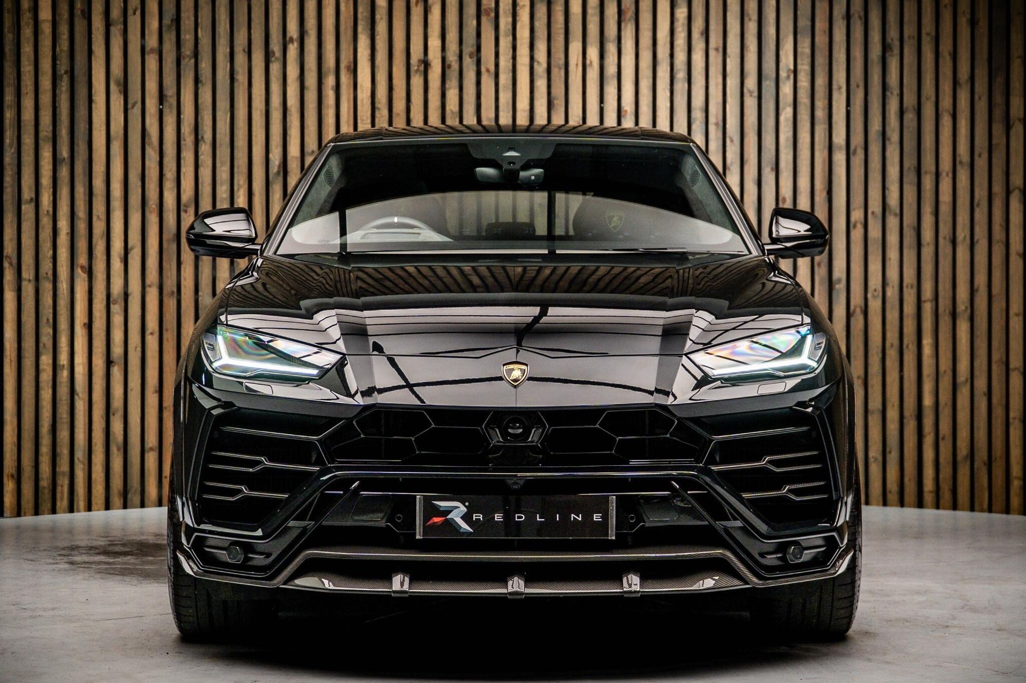 LAMBORGHINI URUS ESTATE 4.0T FSI V8 5dr Auto for sale UK - Slide 5