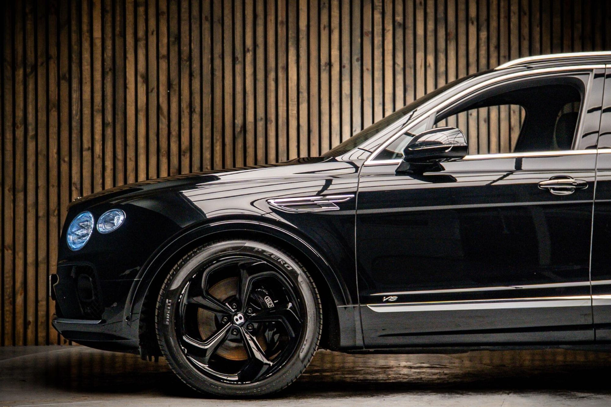 BENTLEY BENTAYGA ESTATE 4.0 V8 5dr Auto for sale UK - Slide 9