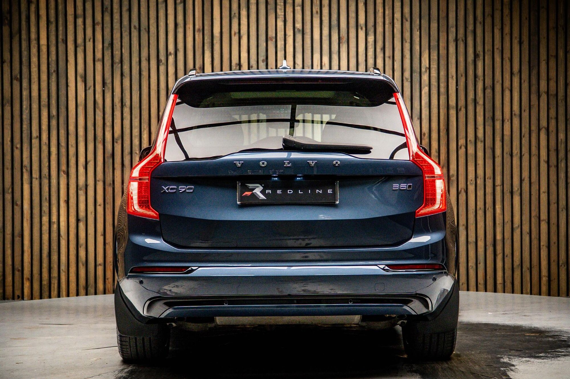 VOLVO XC90 ESTATE 2.0 B6P Ultimate Dark 5dr AWD Geartronic for sale UK - Slide 6