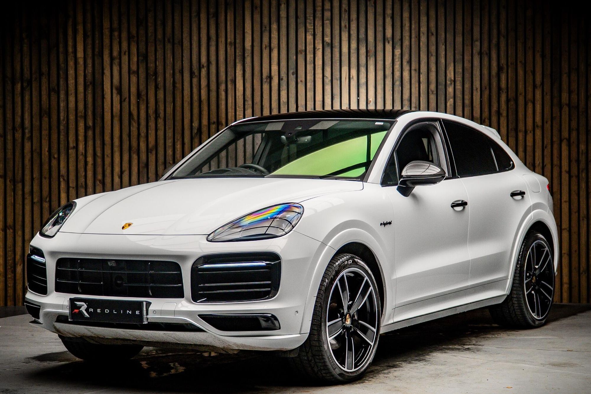 PORSCHE CAYENNE COUPE SPECIAL EDITIONS E-Hybrid Platinum Edition 5dr Tiptronic S for sale UK - Slide 8