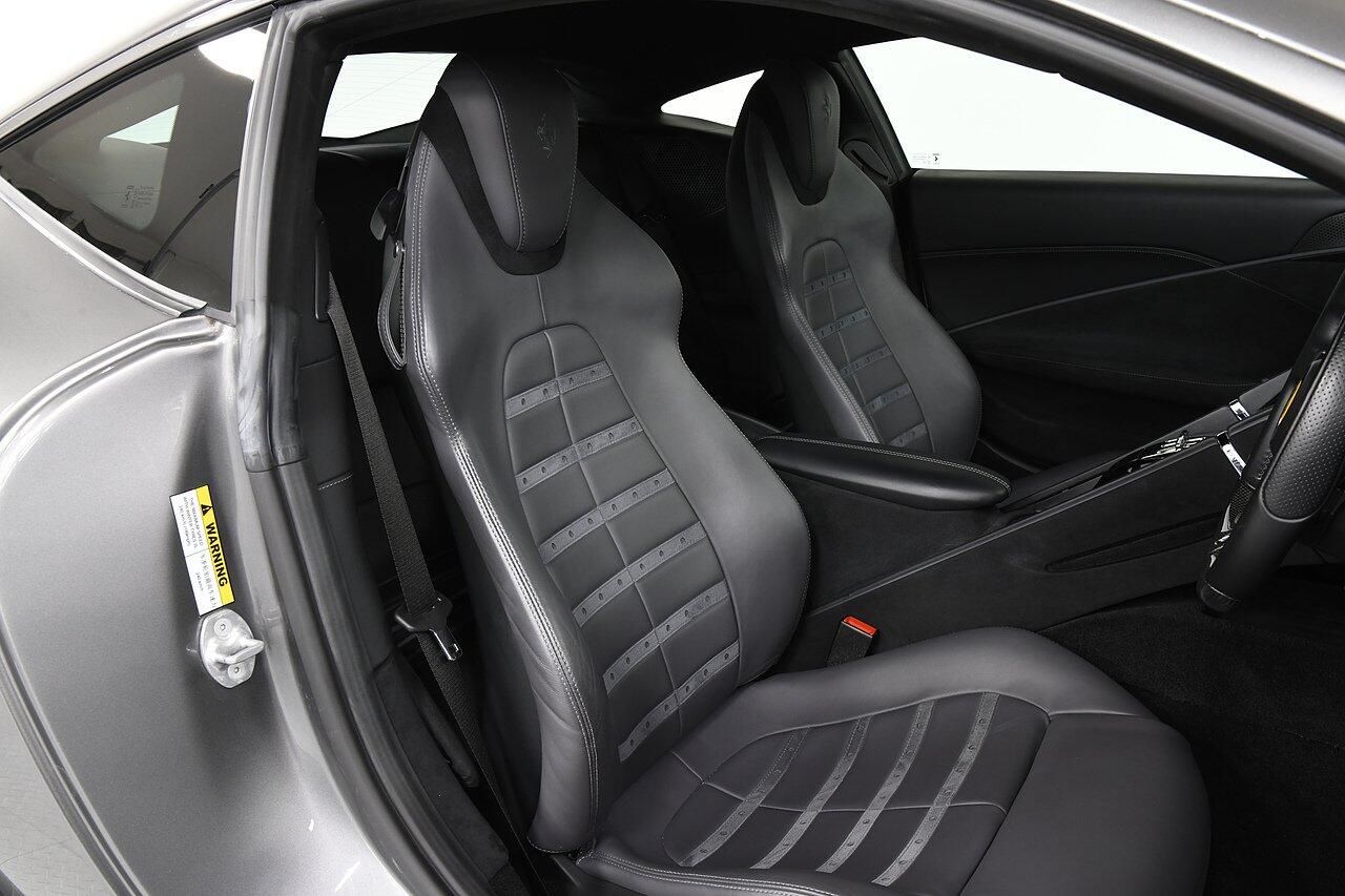 FERRARI ROMA 2dr Auto for sale UK - Slide 8