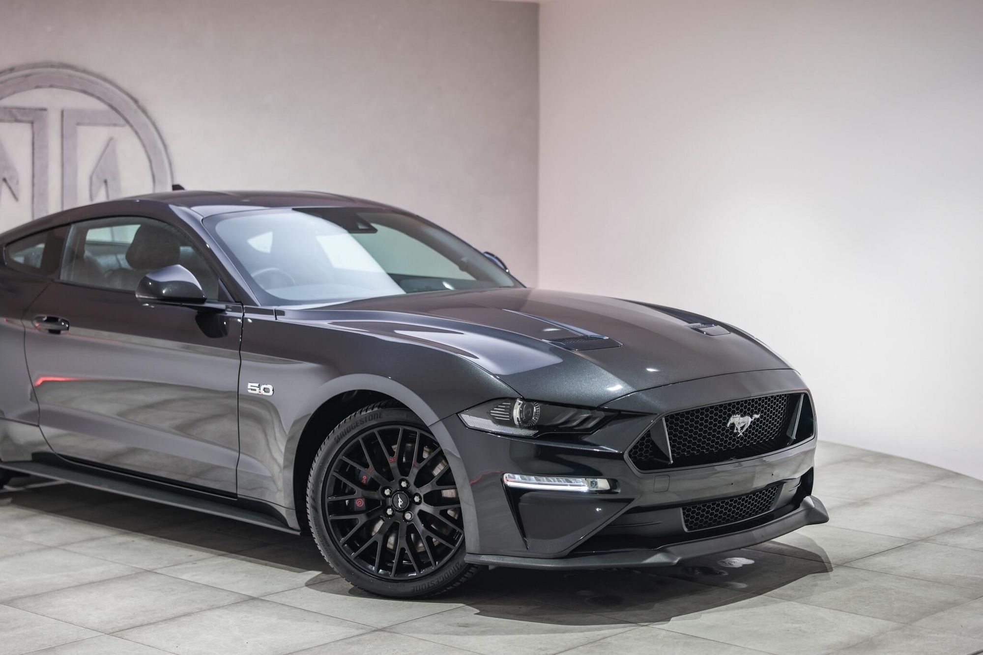 FORD MUSTANG FASTBACK 5.0 V8 GT 2dr Auto for sale UK - Slide 7