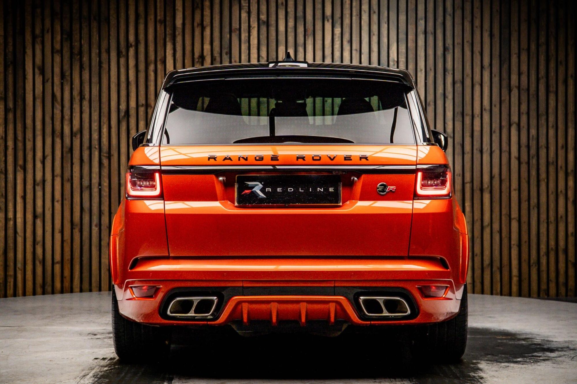 LAND ROVER RANGE ROVER SPORT ESTATE 5.0 P575 S/C SVR 5dr Auto for sale UK - Slide 6