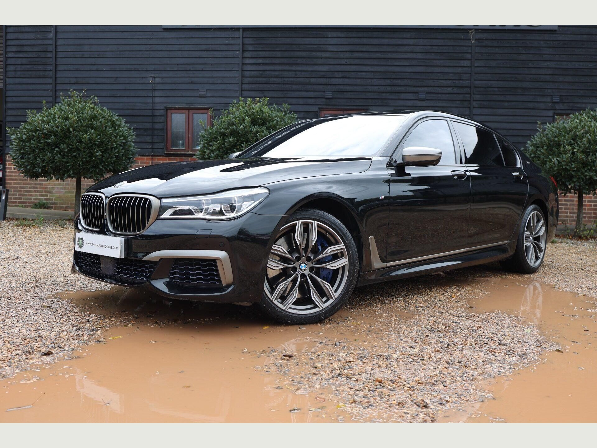 BMW 7 SERIES SALOON M760Li xDrive V12 4dr Auto for sale UK - Slide 8
