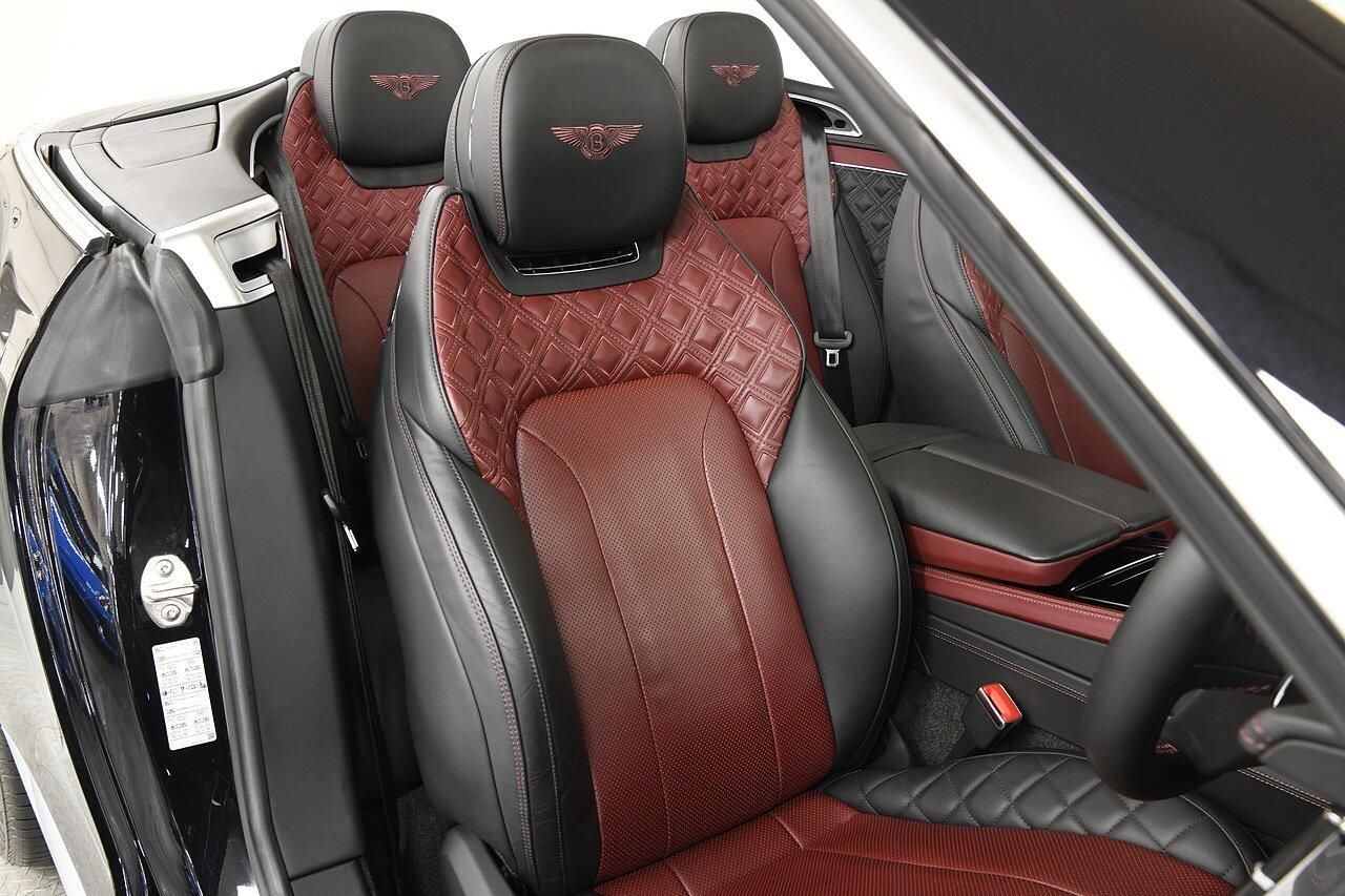 BENTLEY CONTINENTAL GTC CONVERTIBLE 6.0 W12 2dr Auto for sale UK - Slide 9