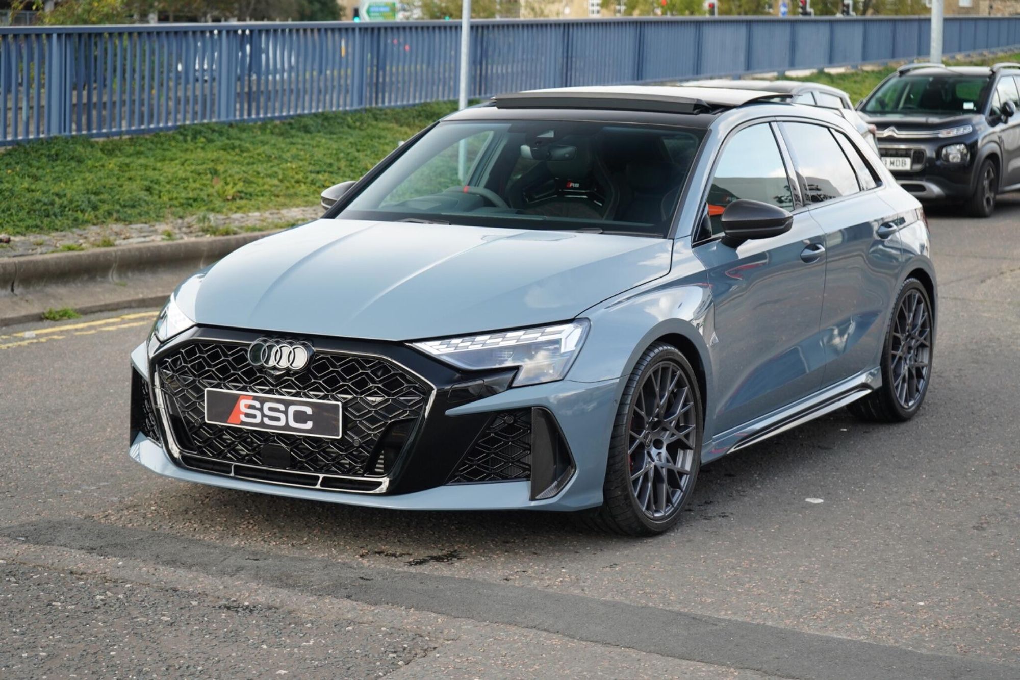 AUDI RS3 RS 3 SPORTBACK RS 3 TFSI Quattro Carbon Vorsprung 5dr S Tronic for sale UK - Slide 6