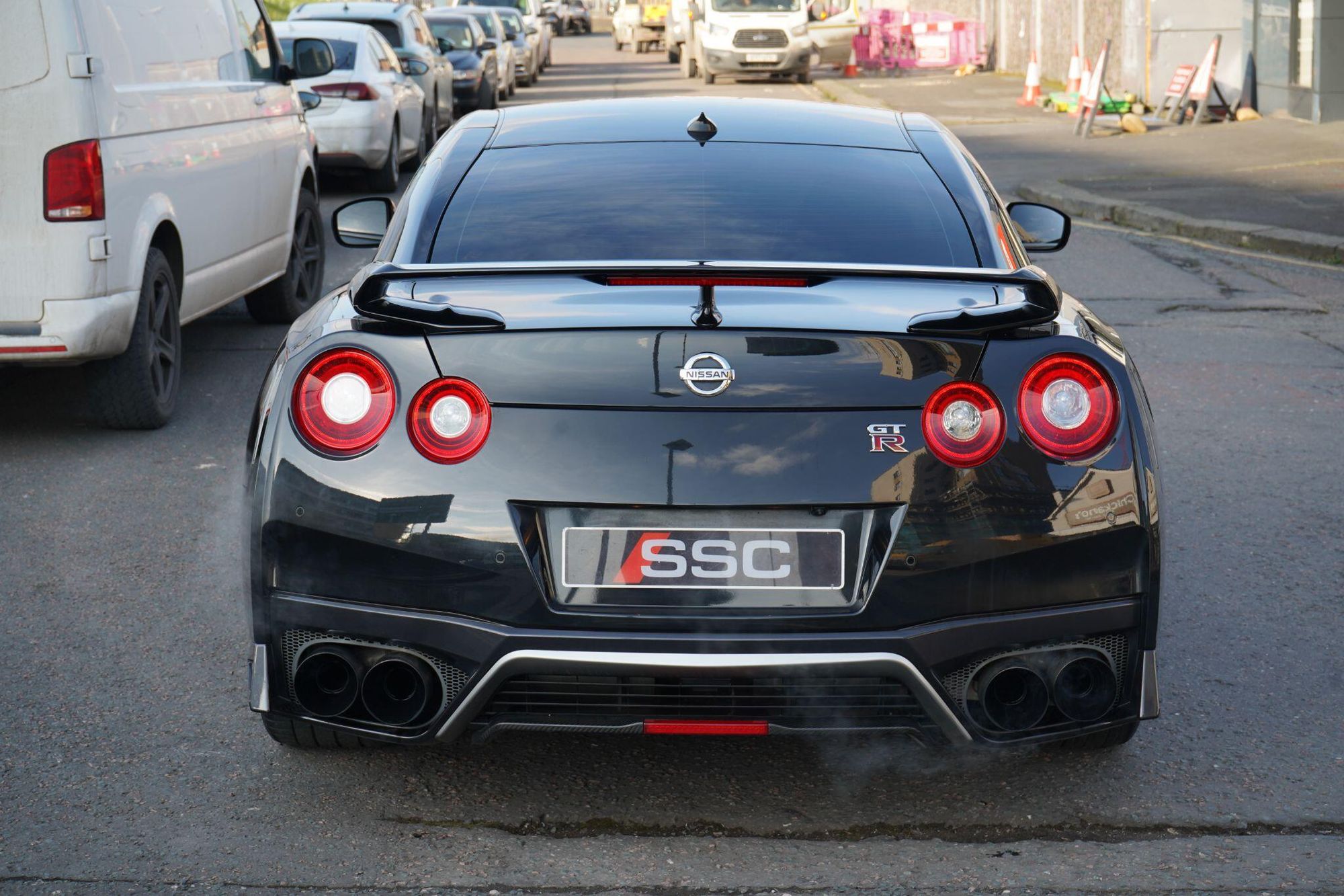 NISSAN GT-R COUPE 3.8 Prestige 2dr Auto for sale UK - Slide 10