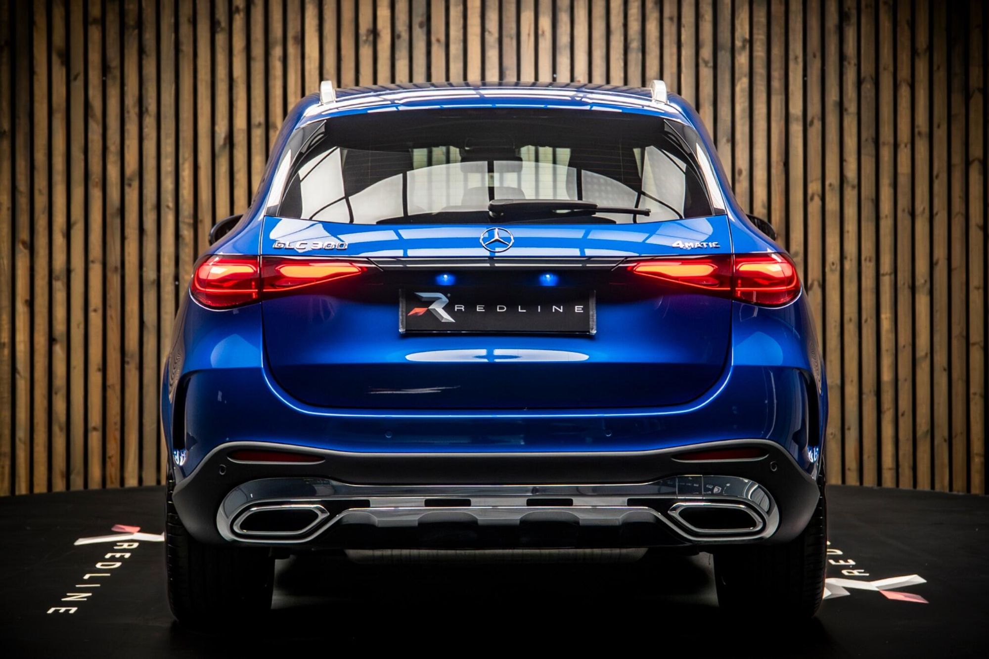 MERCEDES-BENZ GLC ESTATE GLC 300 4Matic AMG Line Premium Plus 5dr 9G-Tronic for sale UK - Slide 6