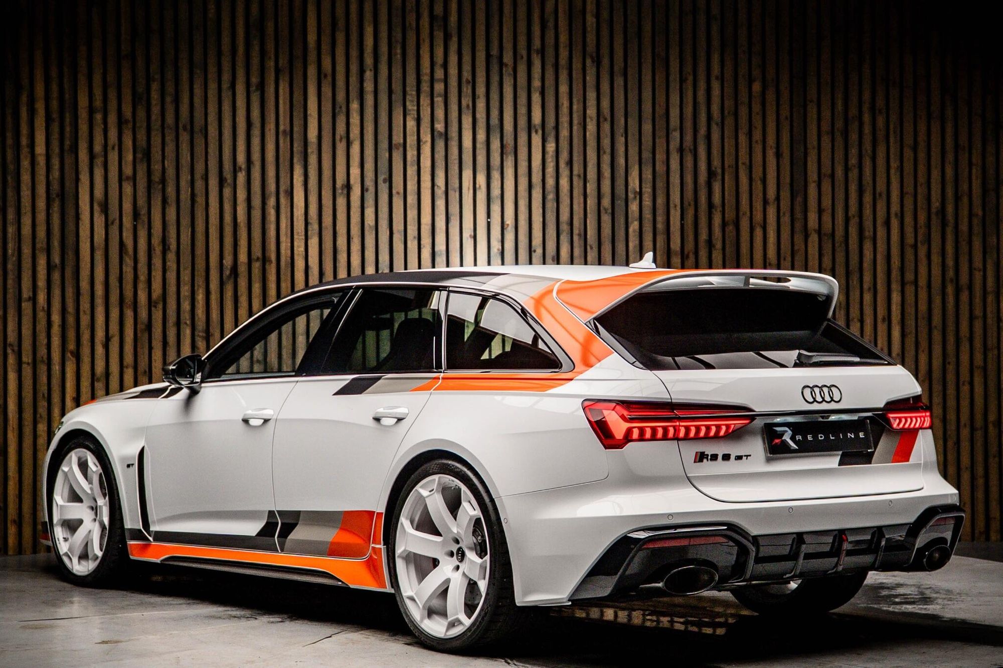 AUDI RS6 RS 6 AVANT SPECIAL EDITION RS 6 TFSI Quattro GT 5dr Tiptronic for sale UK - Slide 3