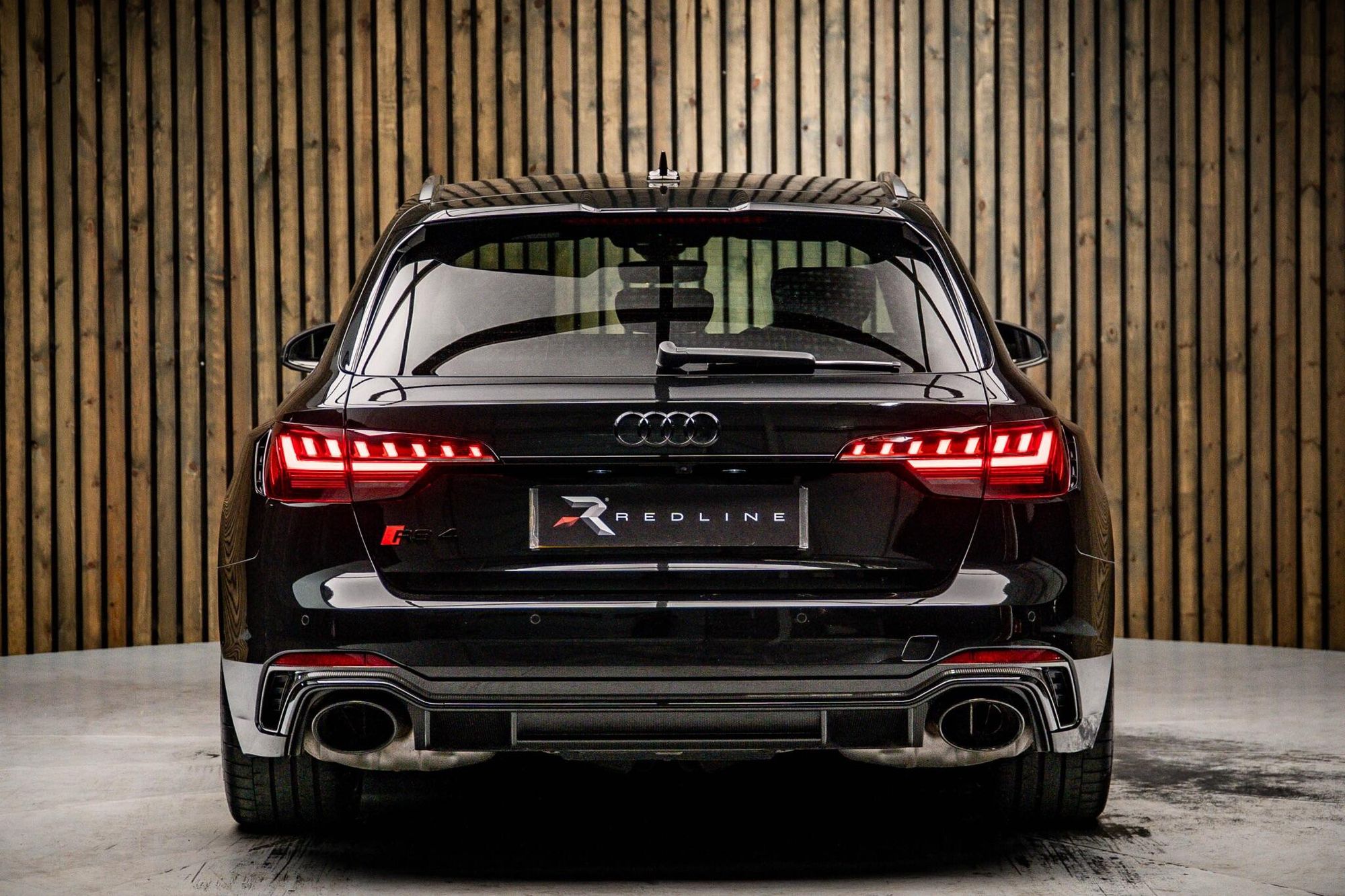 AUDI RS4 RS 4 AVANT RS 4 TFSI Quattro Carbon Black 5dr Tiptronic for sale UK - Slide 6