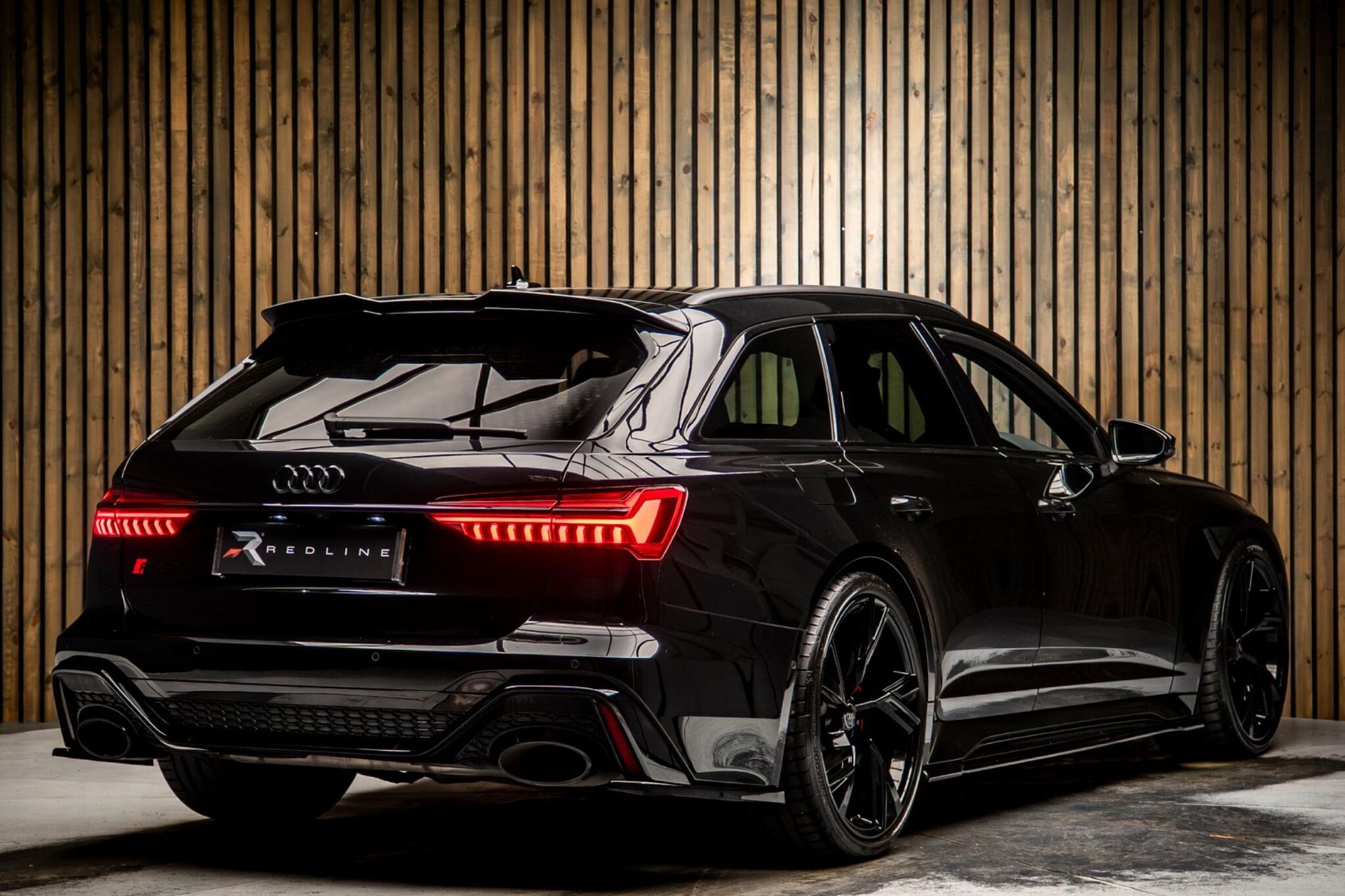 AUDI RS6 RS 6 AVANT RS 6 TFSI Quattro Vorsprung 5dr Tiptronic for sale UK - Slide 3