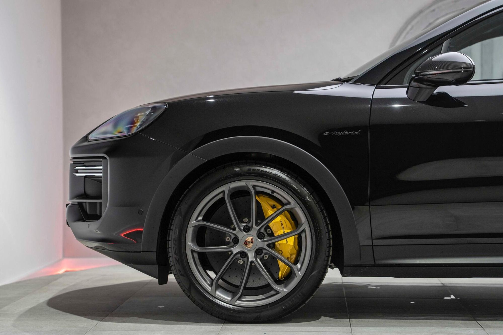 PORSCHE CAYENNE COUPE Turbo E-Hybrid 5dr Tiptronic S for sale UK - Slide 4