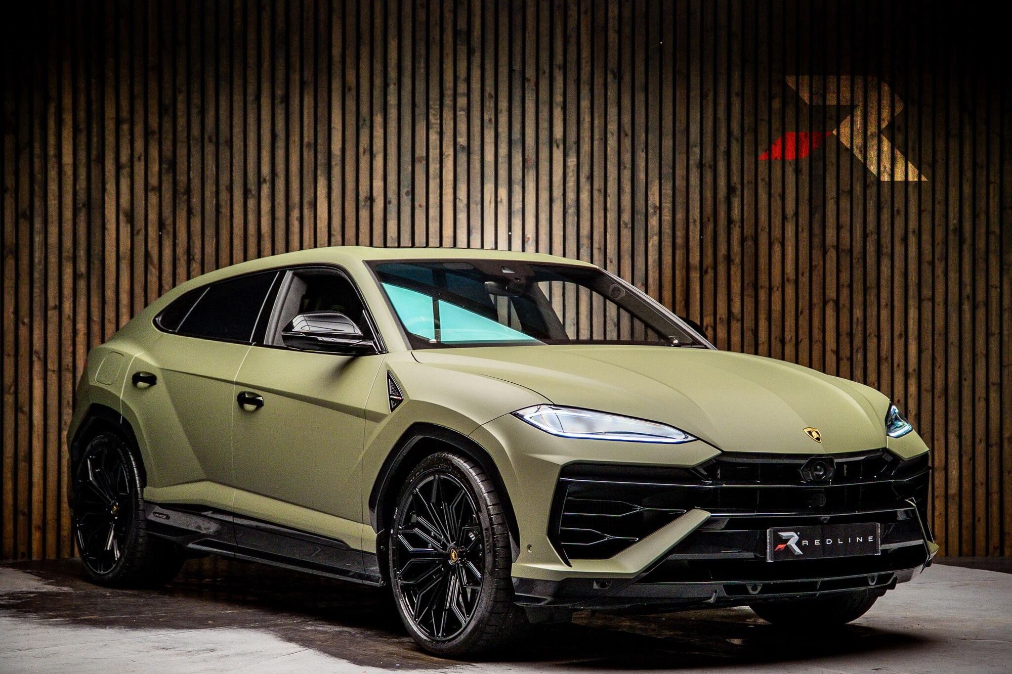 LAMBORGHINI URUS ESTATE 4.0T V8 800 PHEV SE 5dr Auto for sale UK