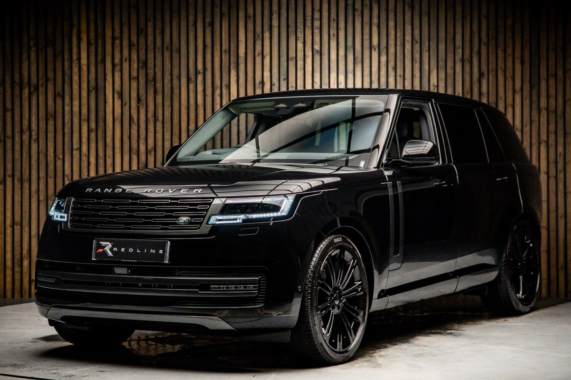 LAND ROVER RANGE ROVER DIESEL ESTATE 3.0 D350 HSE LWB 4dr Auto [7 Seat] for sale UK - Slide 8