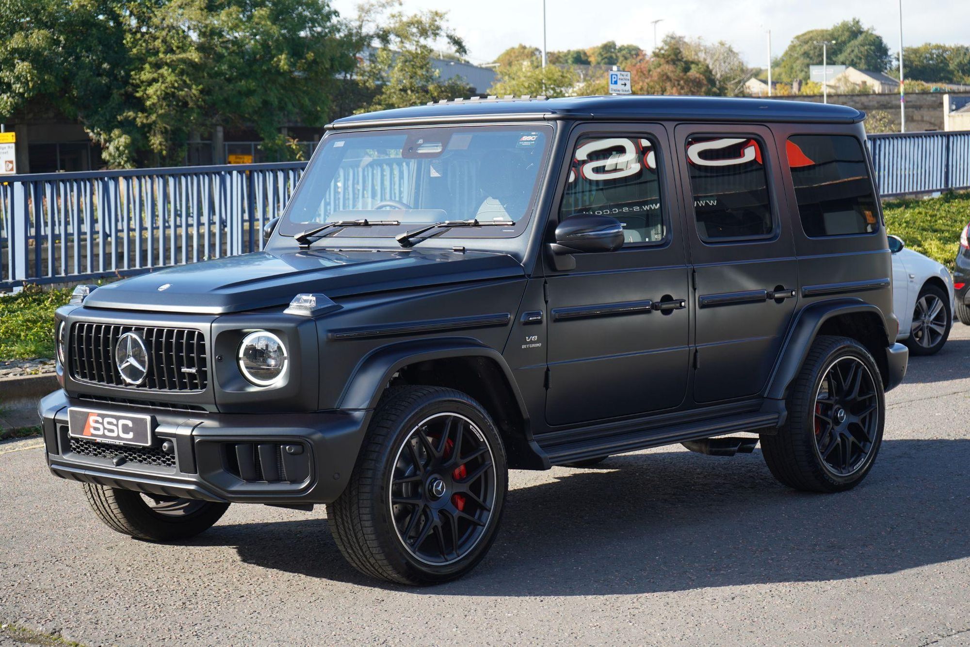 MERCEDES-BENZ G CLASS AMG STATION WAGON SPECIAL EDITIONS G63 Magno Edition 5dr 9G-Tronic for sale UK - Slide 7