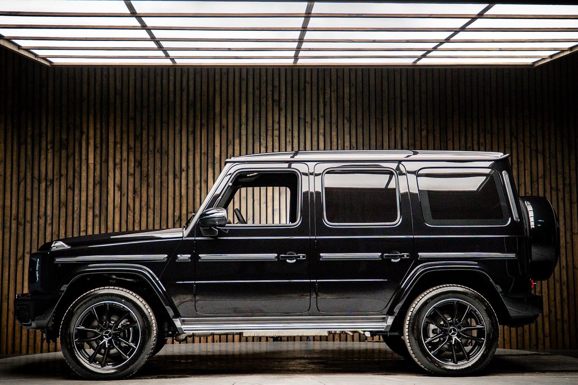 MERCEDES-BENZ G CLASS STATION WAGON G500 AMG Line Premium Plus 5dr 9G-Tronic for sale UK - Slide 7