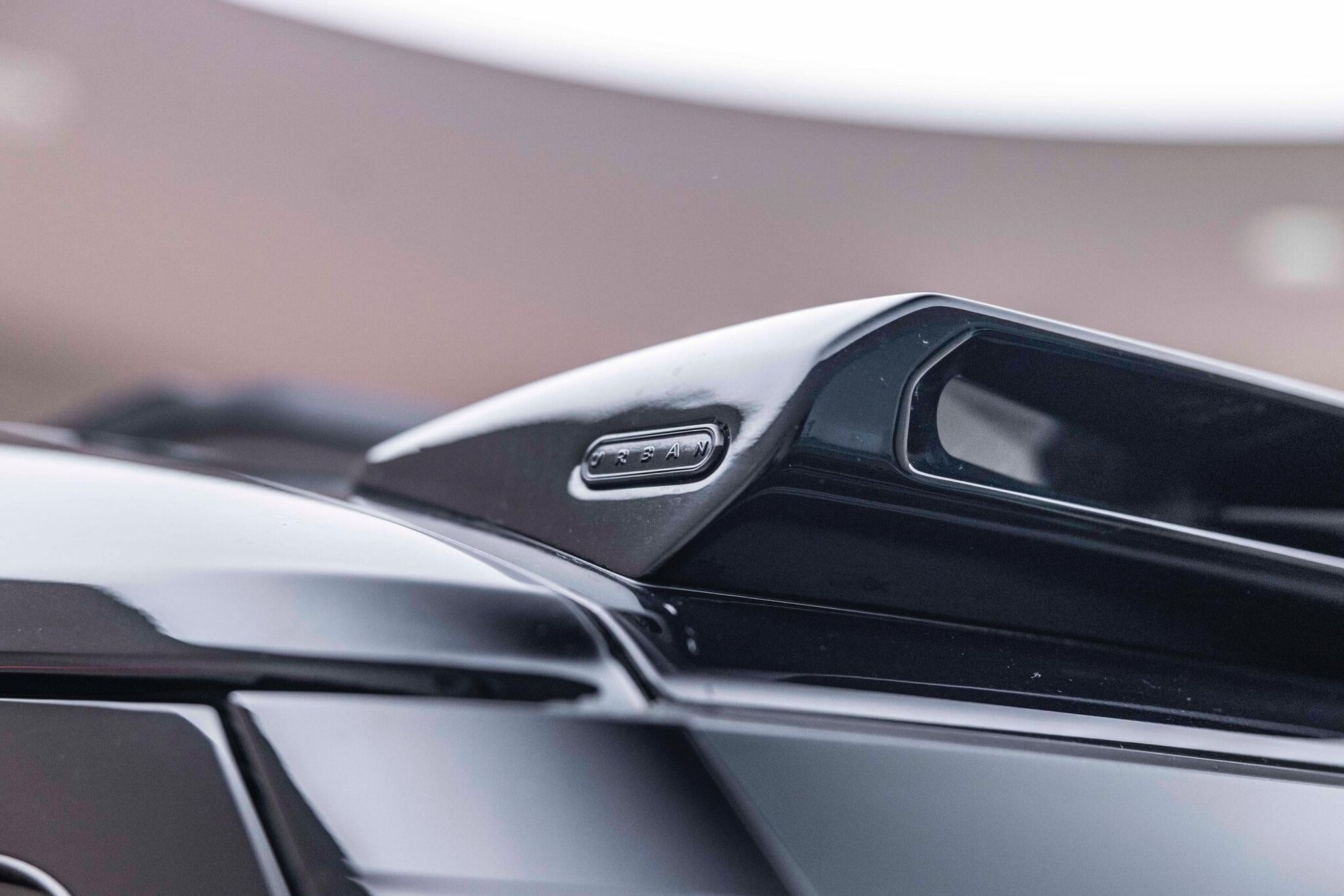 LAND ROVER DEFENDER ESTATE SPECIAL EDITIONS 5.0 P525 V8 Carpathian Edition 90 3dr Auto for sale UK - Slide 8