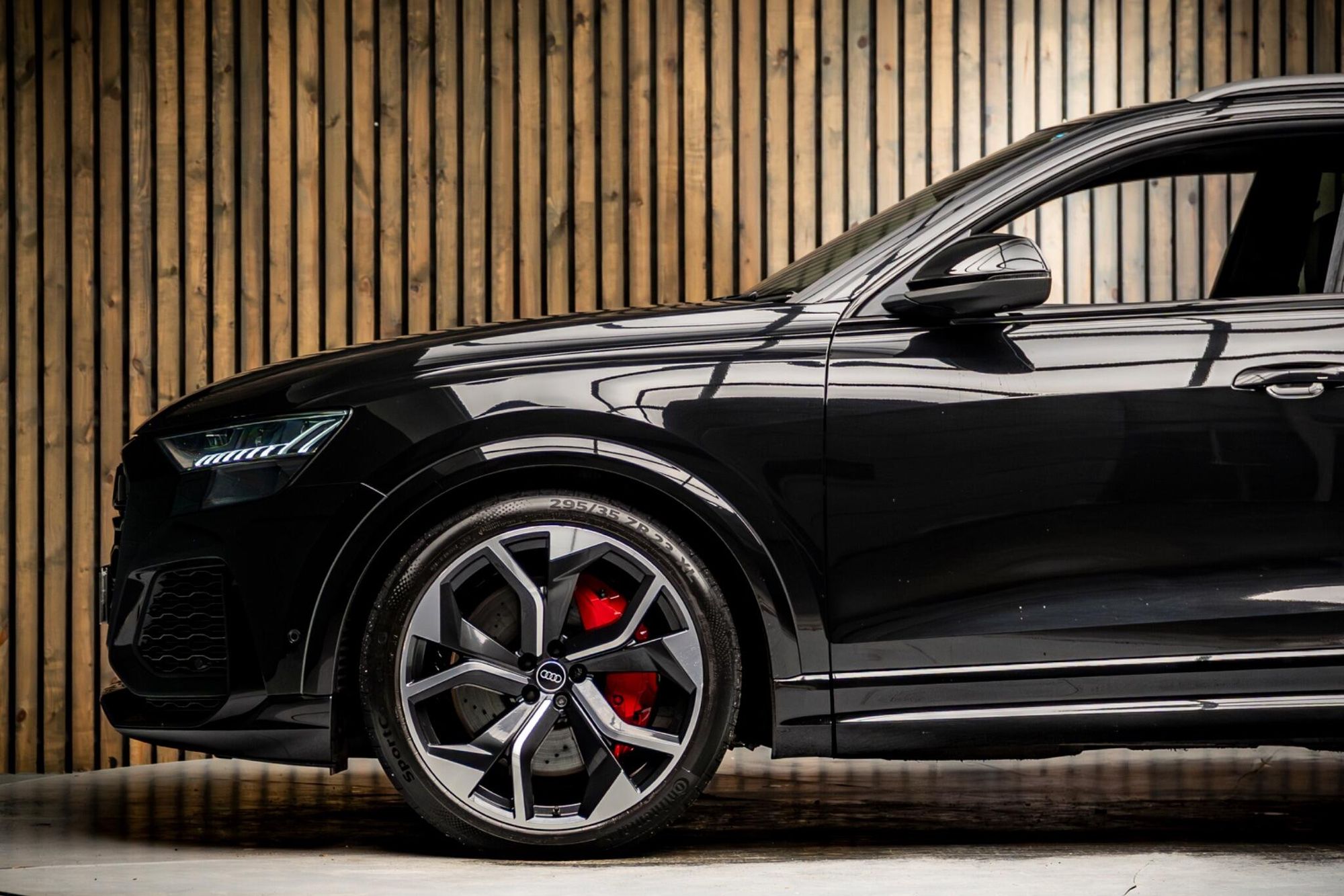 AUDI Q8 ESTATE SQ8 TFSI Quattro Vorsprung 5dr Tiptronic for sale UK - Slide 9