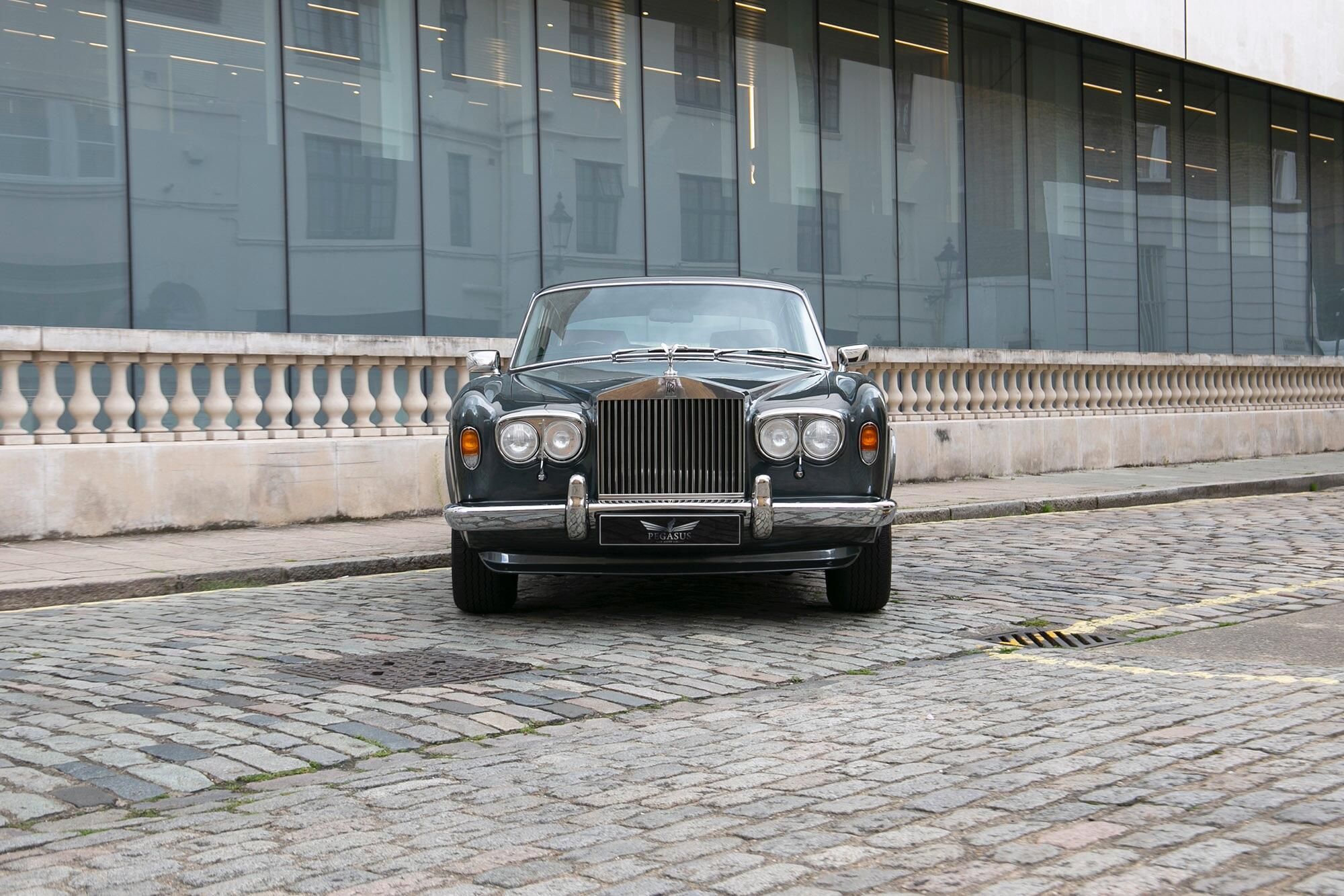 ROLLS-ROYCE CORNICHE CONVERTIBLE 2dr Auto for sale UK - Slide 7