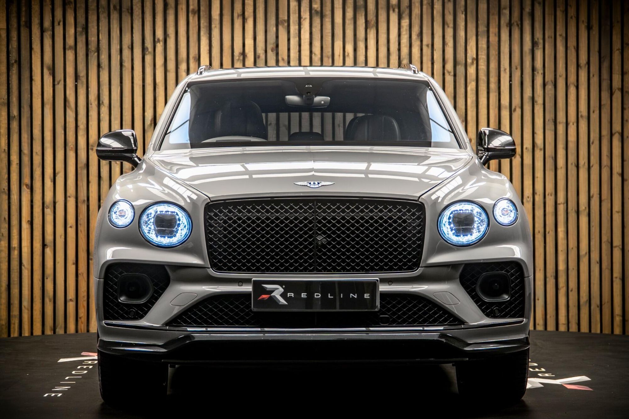 BENTLEY BENTAYGA ESTATE 4.0 V8 5dr Auto for sale UK - Slide 5