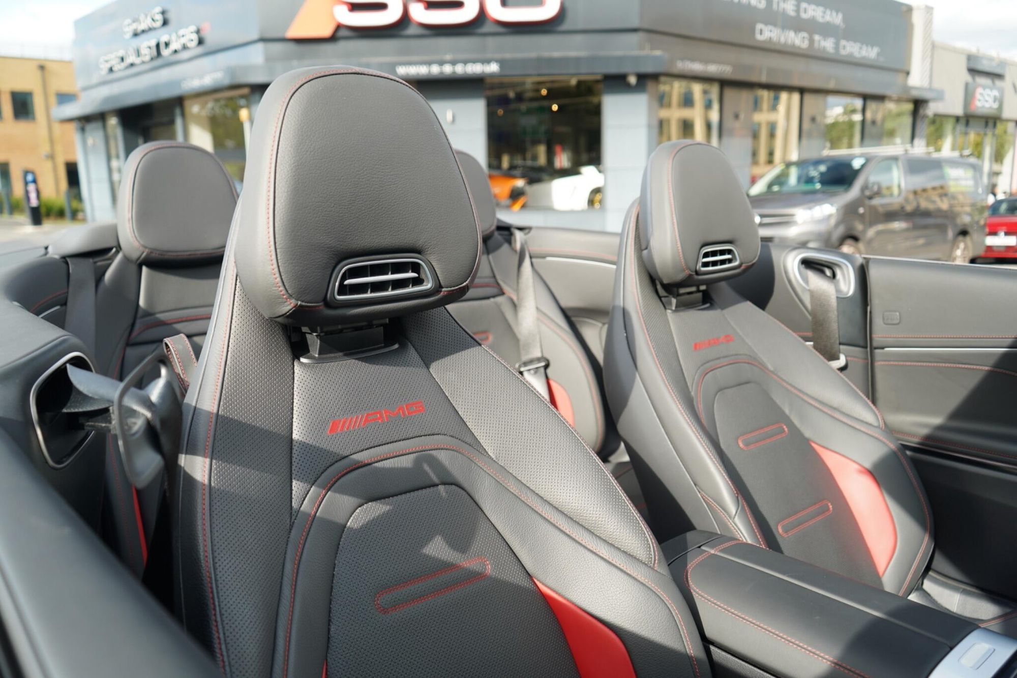 MERCEDES-BENZ CLE CABRIOLET CLE 53 4Matic+ AMG Night Edn Prem + 2dr 9G-Tronic for sale UK - Slide 3