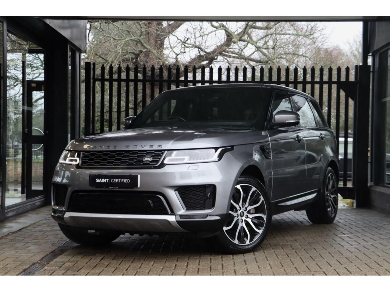 LAND ROVER RANGE ROVER SPORT ESTATE 2.0 P400e HSE Silver 5dr Auto for sale UK - Slide 3