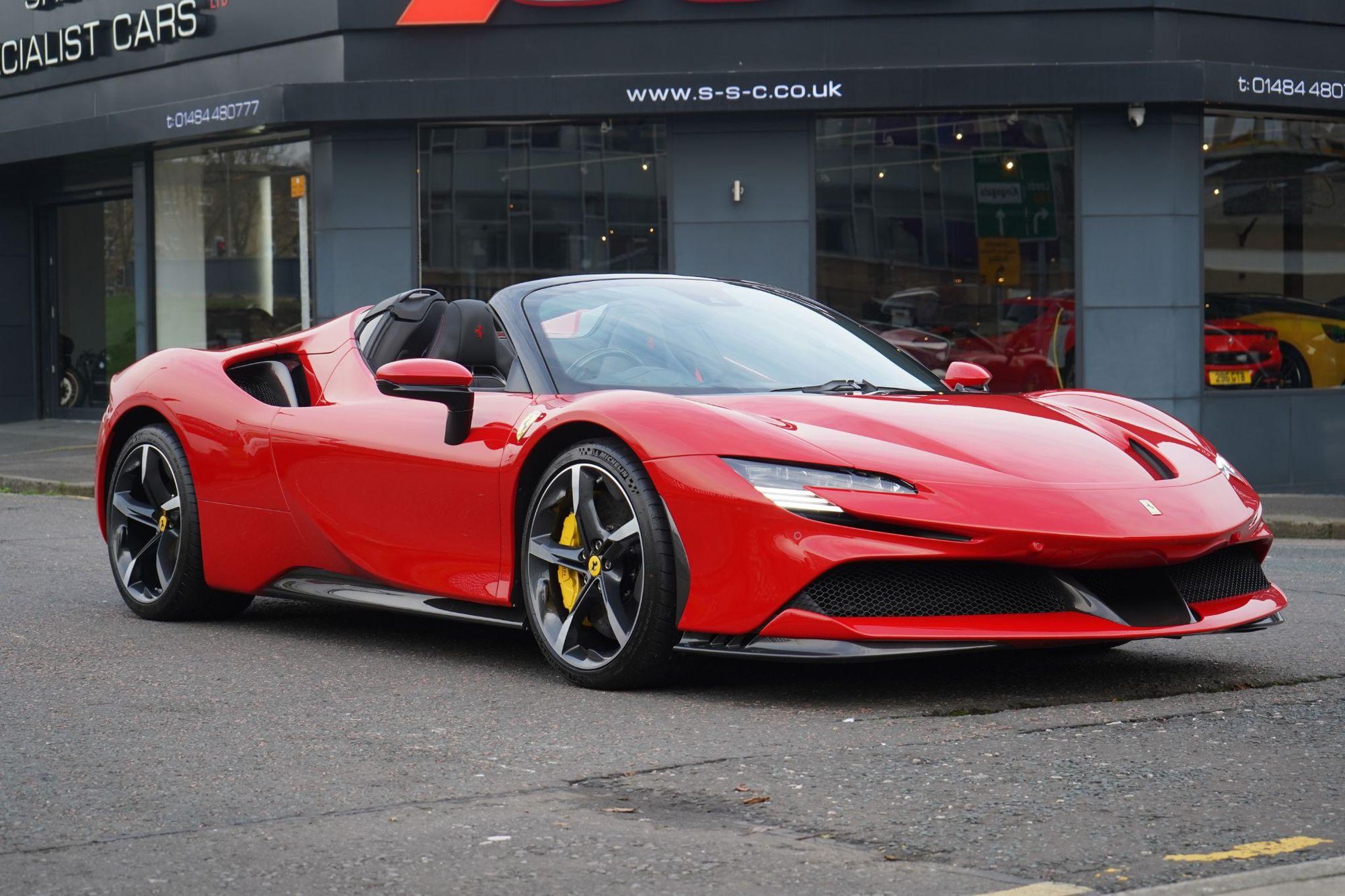 FERRARI SF90 SPIDER 2dr Auto for sale UK - Slide 7