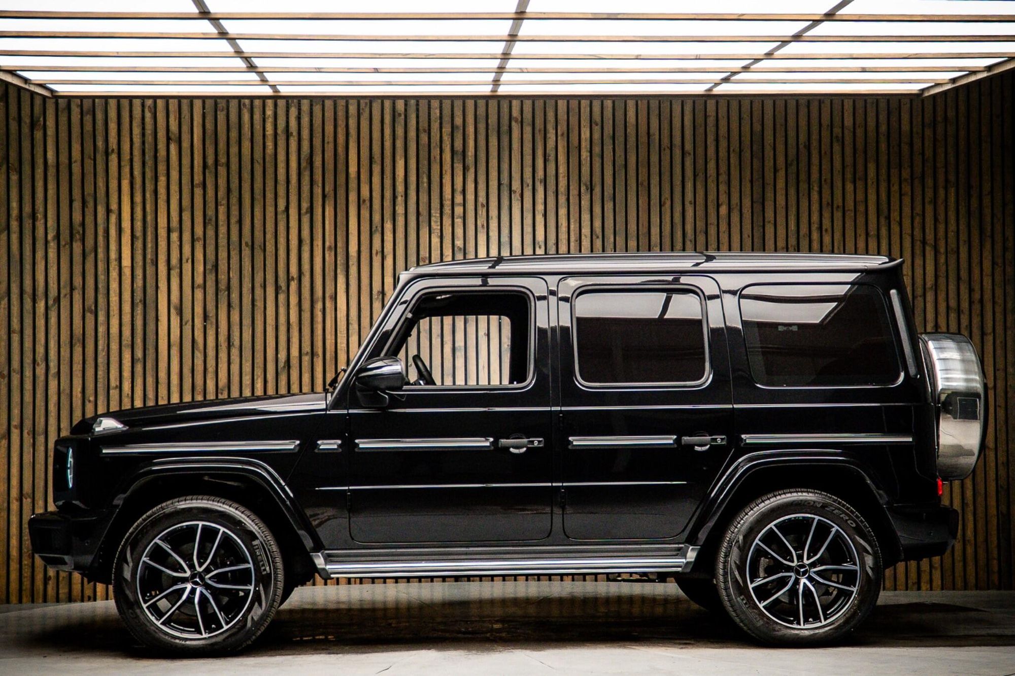 MERCEDES-BENZ G CLASS DIESEL STATION WAGON G400d AMG Line Premium Plus 5dr 9G-Tronic for sale UK - Slide 6