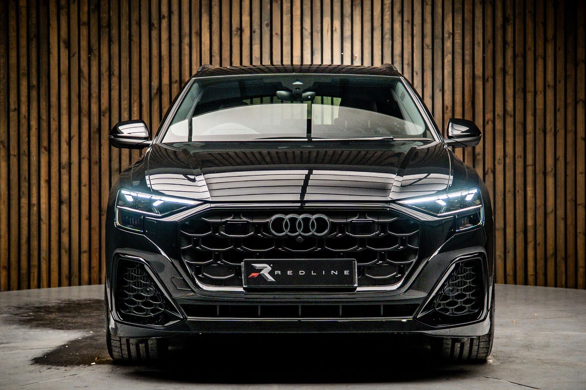 AUDI Q8 ESTATE 55 TFSI Quattro Black Edition 5dr Tiptronic for sale UK - Slide 5
