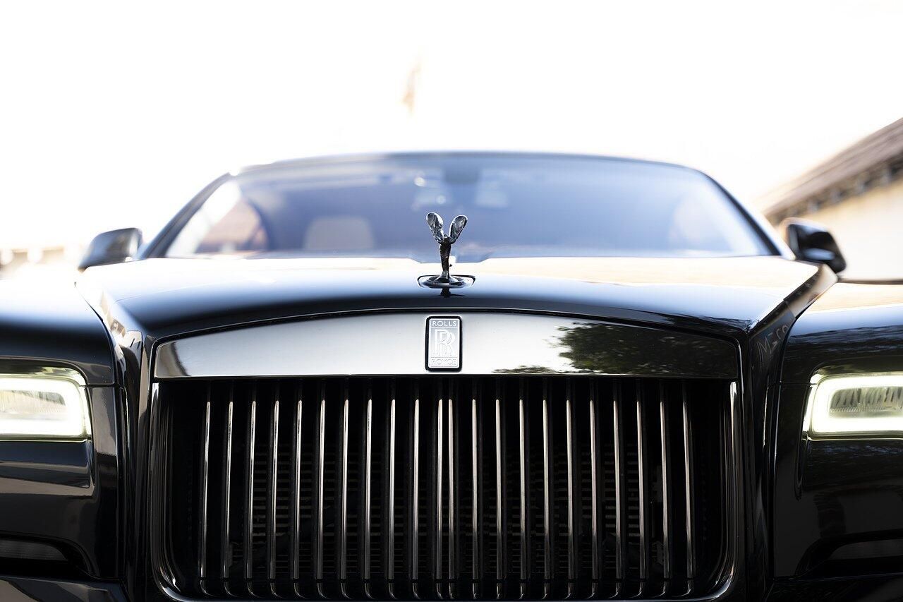 ROLLS-ROYCE WRAITH COUPE Black Badge 2dr Auto for sale UK - Slide 8