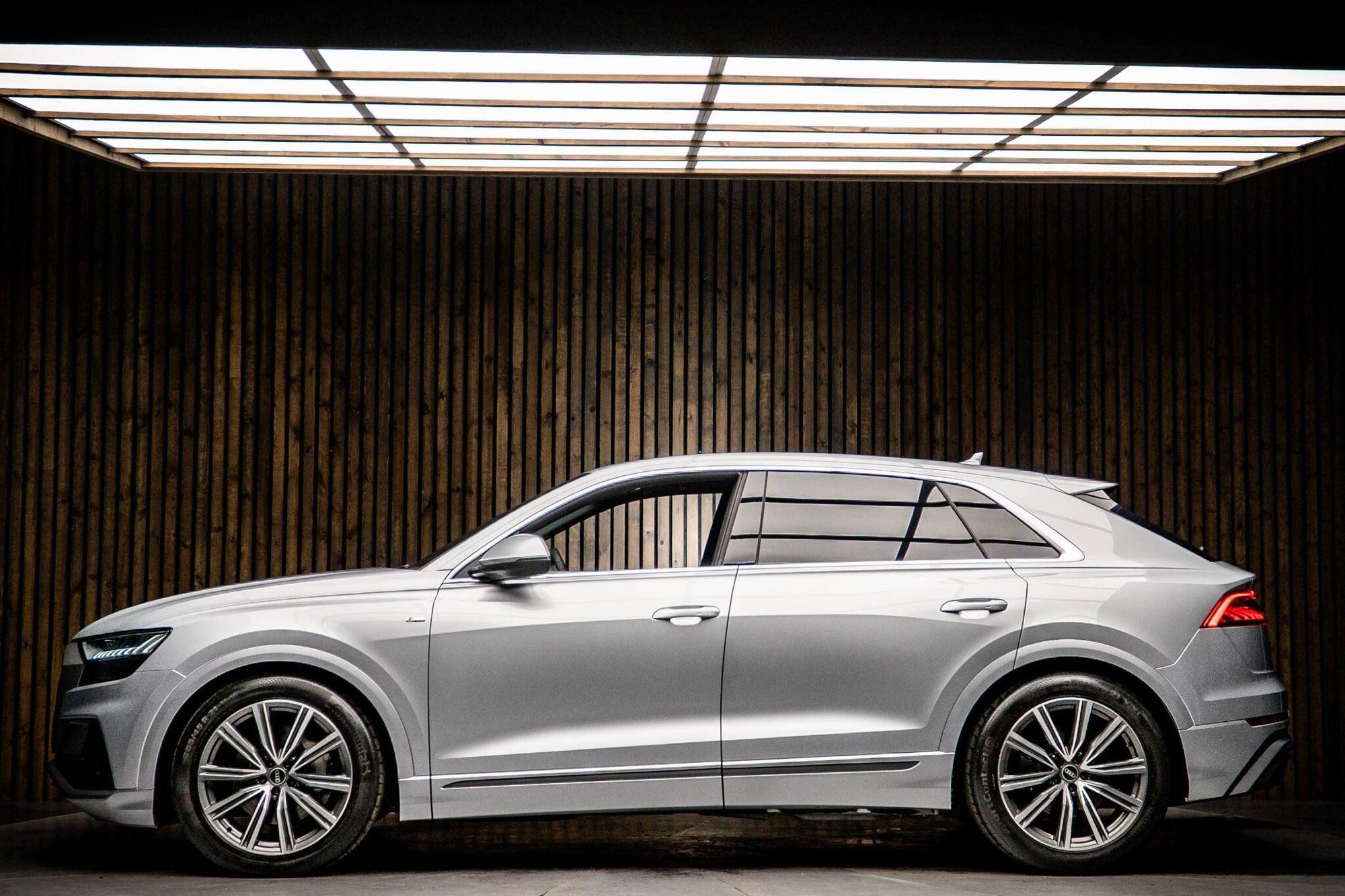 AUDI Q8 DIESEL ESTATE 50 TDI Quattro S Line 5dr Tiptronic [Leather] for sale UK - Slide 7