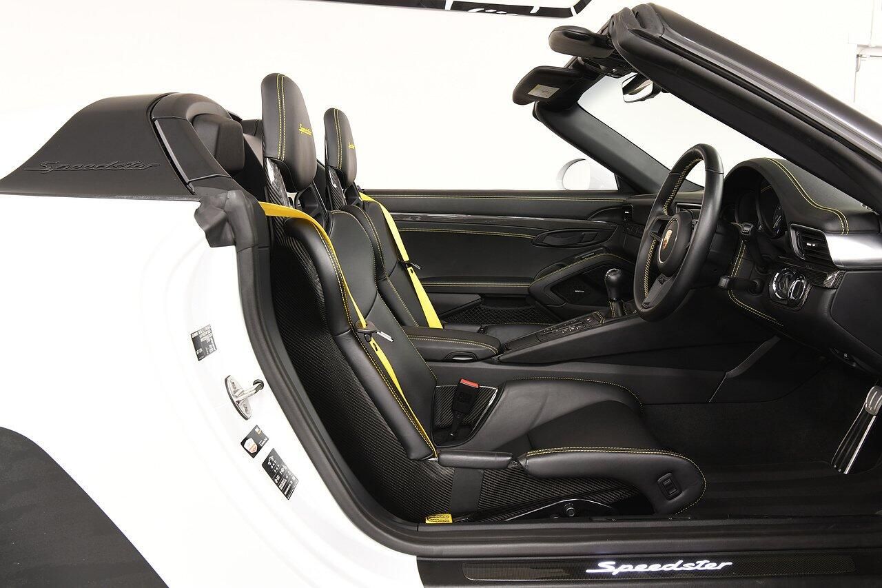 PORSCHE 911 [991] SPEEDSTER SPECIAL EDITIONS 2dr for sale UK - Slide 6