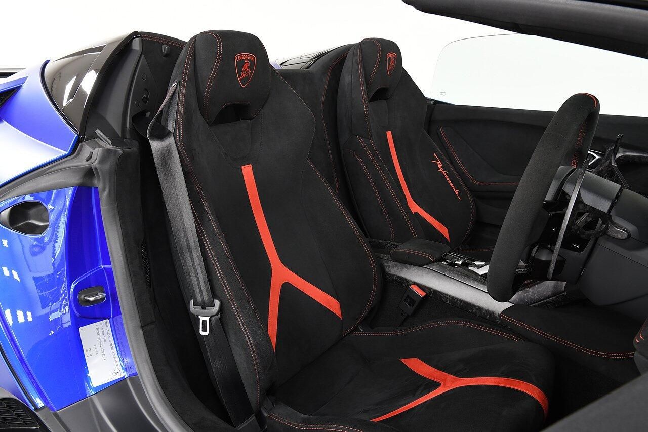 LAMBORGHINI HURACAN SPYDER LP 640-4 Performante 2dr LDF for sale UK - Slide 8